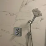 Hello Central Rezident Apartment